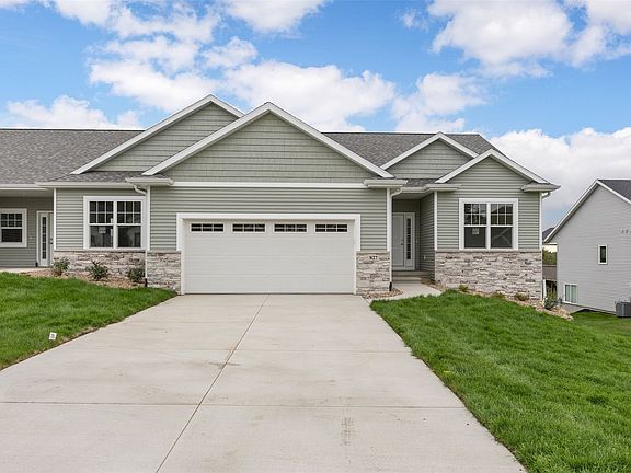 3rd image of 827 Tumble Grass Ct SE