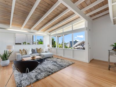 1332 Nehoa St, Honolulu, HI, 96822