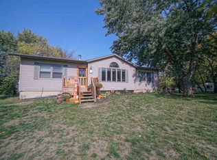 707 Railroad St, Parkersburg, IA 50665