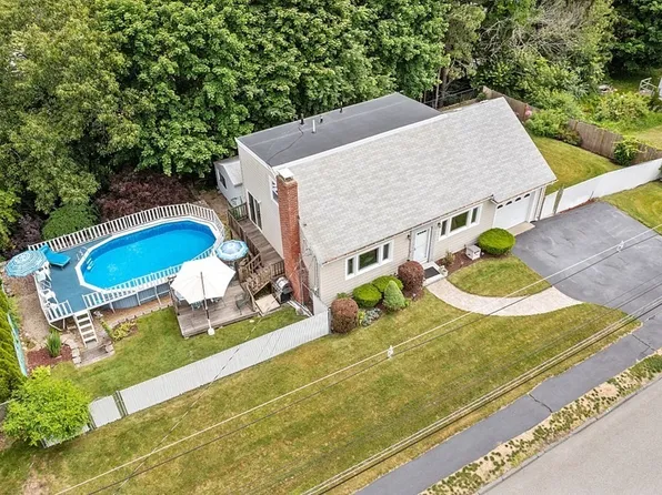 9 Harrison Ave, Peabody, MA 01960