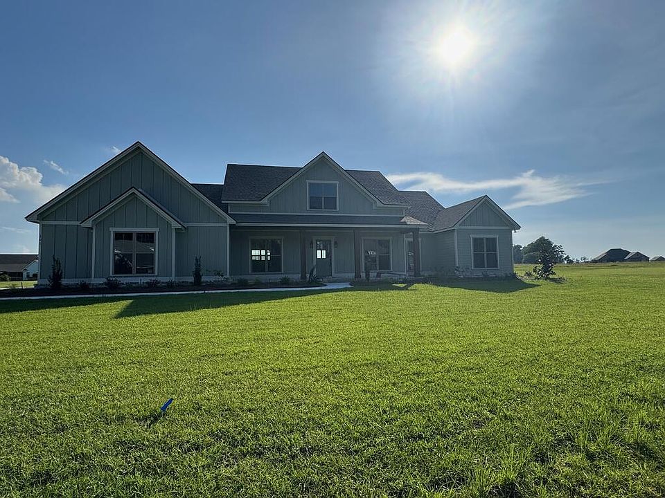 1st image of 101 Brownlee Cir
