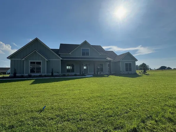 101 Brownlee Cir, Tifton, GA 31794