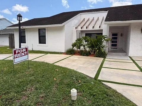 4 bed, 2452 sqft, $5,750 — Photo 1