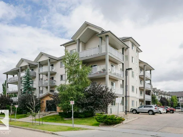 3425 19th St NW #411, Edmonton, AB T6T 2B5