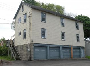 108 Brink St, Endicott, NY 13760