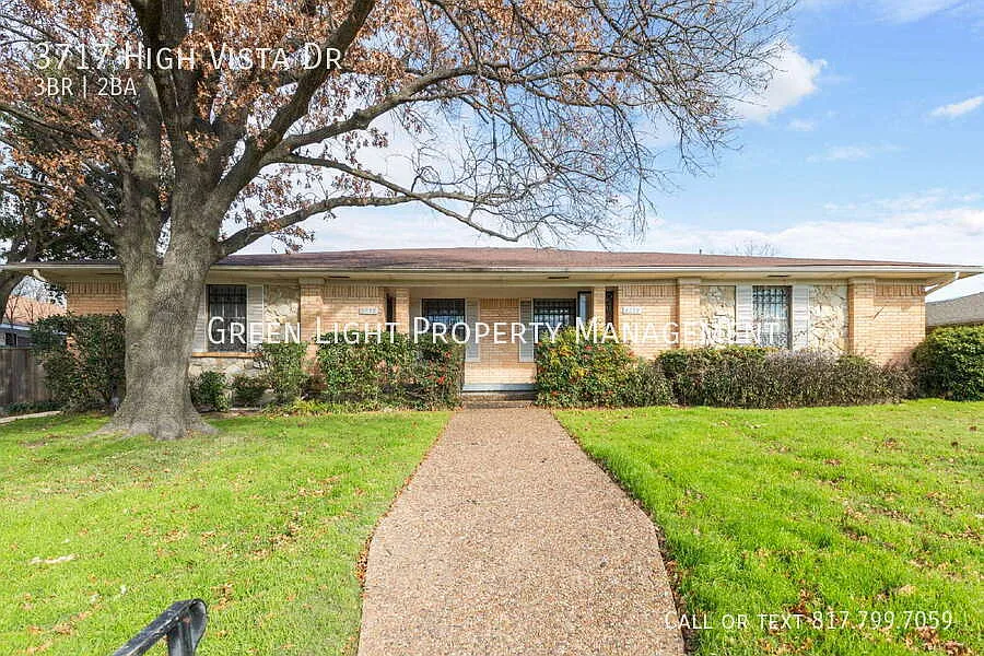 Spacious 3bd 2 ba halfplex in Dallas — Photo 1