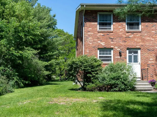 13 Sugartee Lane #G1, Essex Junction, VT 05452