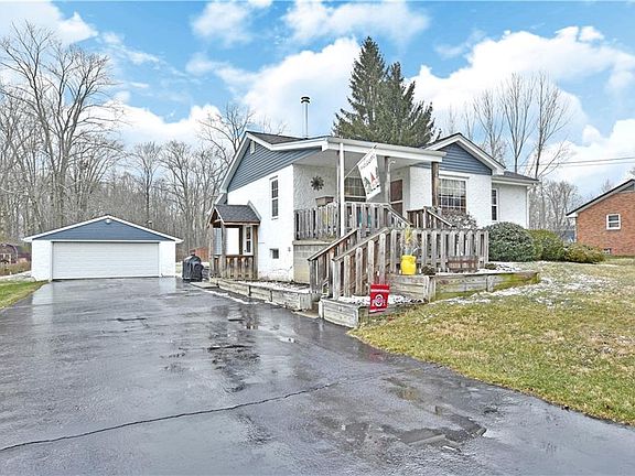 2nd image of 8878 Woodland Dr