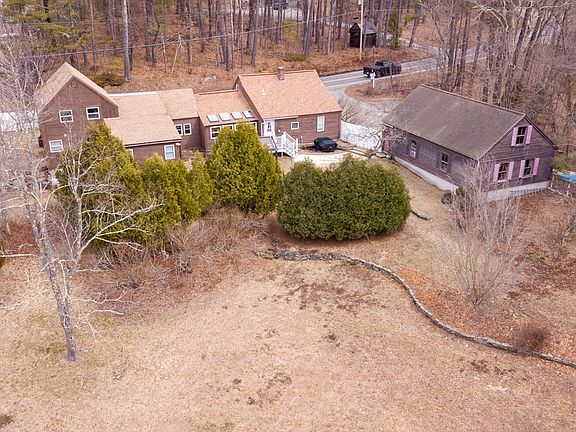 3rd image of 25 Pepperell Rd