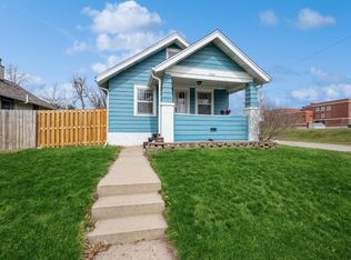1502 B Ave NW, Cedar Rapids, IA 52405