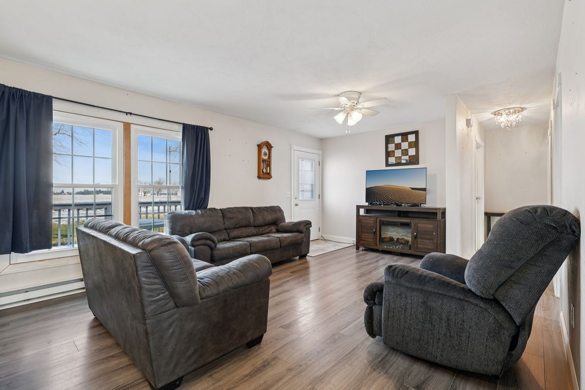 next background image