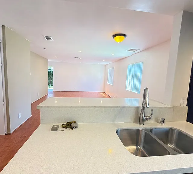 711 E Tujunga Ave #A — Photo 10