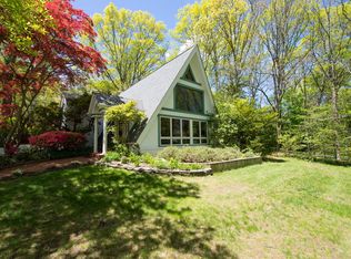 5 Foxhurst Rd, South Huntington, NY 11746