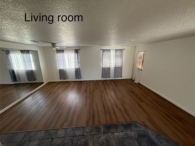 45322 Mays Ct — Photo 8