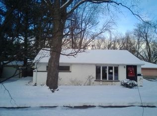 234 Blackhawk Dr, Park Forest, IL 60466