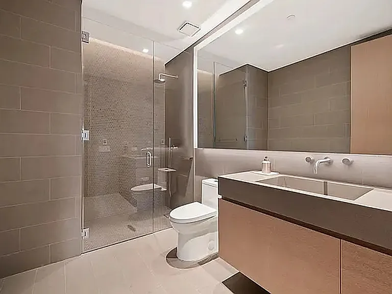 49 Chambers St #8E — Photo 14