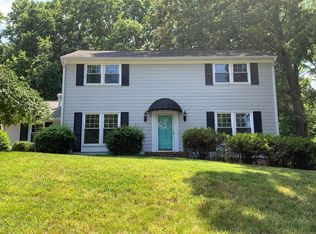 1109 Manchester Dr, Raleigh, NC 27609