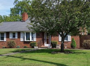 1128 Highland Rd, Salem, VA 24153