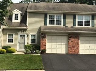 175 Hyde Park Rd, Somerset, NJ 08873