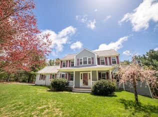 43 Wildflower Ln, Plymouth, MA 02360
