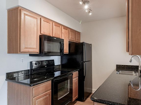 3rd image of 5877 N Granite Reef Rd APT 2226
