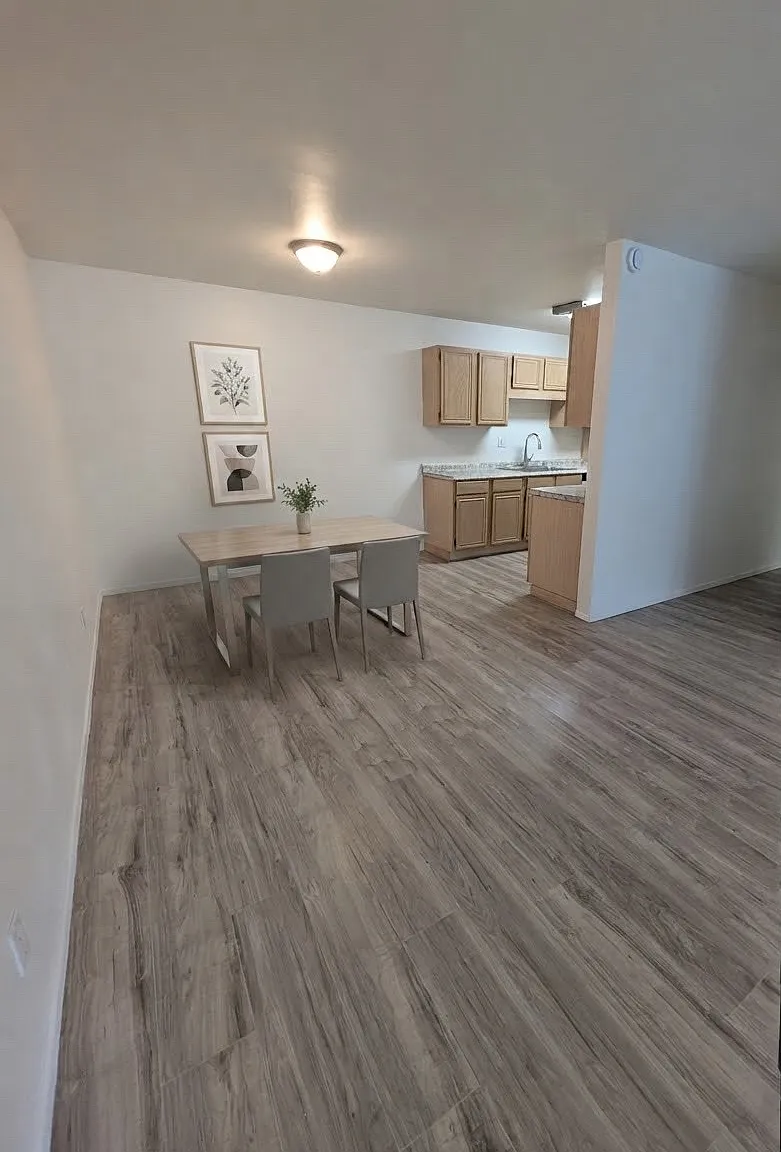 1 bed, 735 sqft, $2,350 — Photo 4