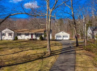 316 Howe Hill Rd, Camden, ME 04843