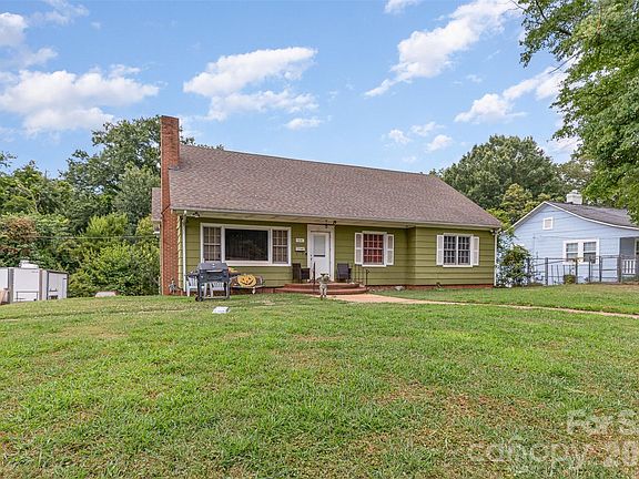 3rd image of 1318 Enderly Rd #1B