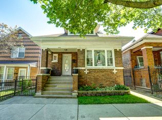 6103 S Sacramento Ave, Chicago, IL 60629