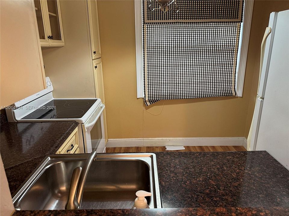 1st image of 3774 Inverrary Blvd APT 106P