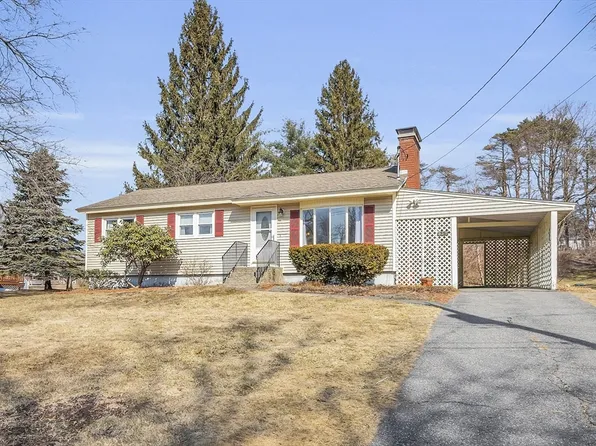 35 Meadow Ln, Lunenburg, MA 01462