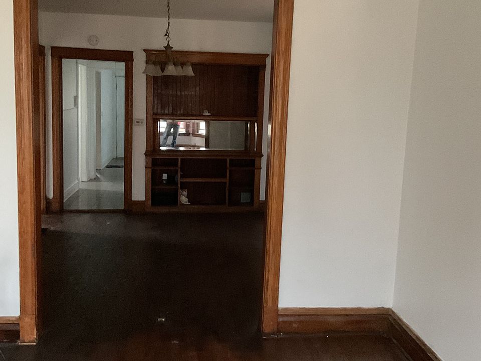 1st image of 7237 S Union Ave APT 2