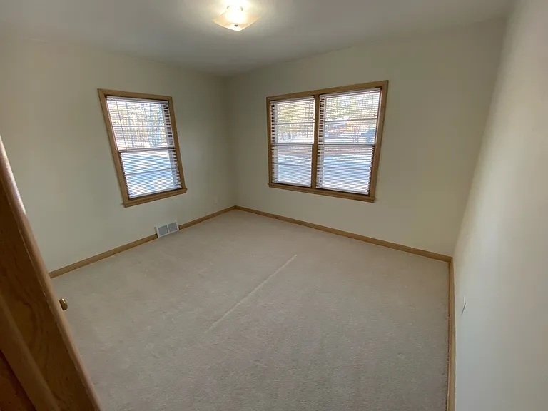 5304 Arnold Rd — Photo 8