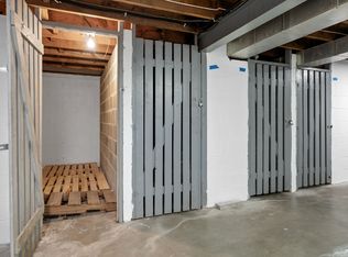 800 N McKnight Rd #820, Saint Louis, MO 63132