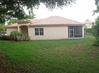 600 Bald Cypress Rd, Weston, FL 33327