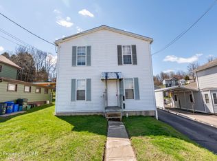 315 McLean St, Dupont, PA