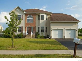 2648 Liberty Rdg, New Windsor, NY 12553