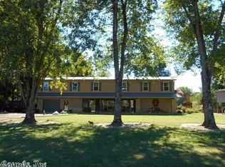403 Hayden Heights Rd, Mountain View, AR 72560