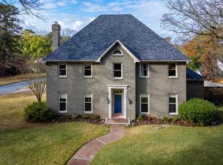 2 Hyde Ct, Little Rock, AR 72212