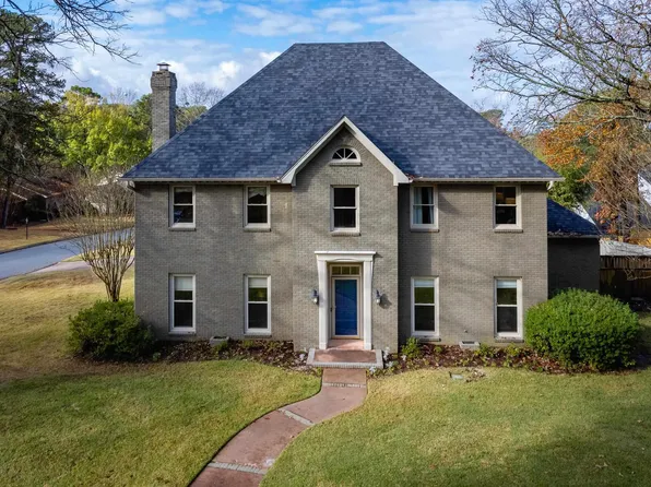 2 Hyde Ct, Little Rock, AR 72212