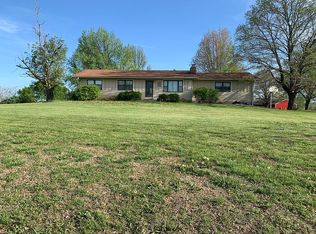 1709 N 600th Rd, Baldwin City, KS 66006