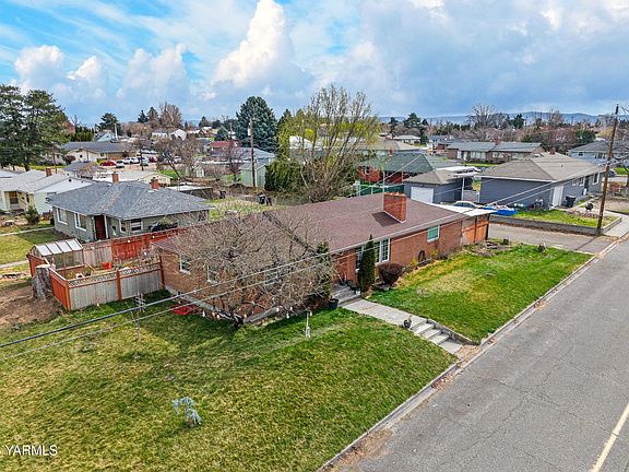 2nd image of 217 Velma St