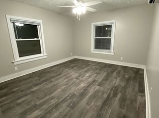 117 S 38th St #2, Omaha, NE 68131