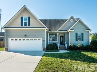 71 Alvis Ct, Fuquay Varina, NC 27526