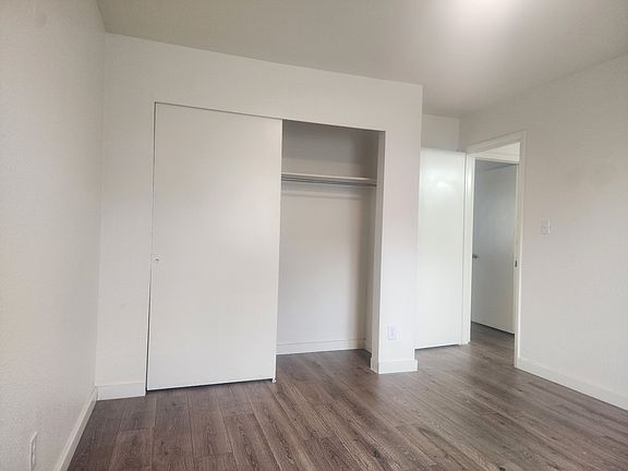5th image of 3289 Lombardy Ln APT B