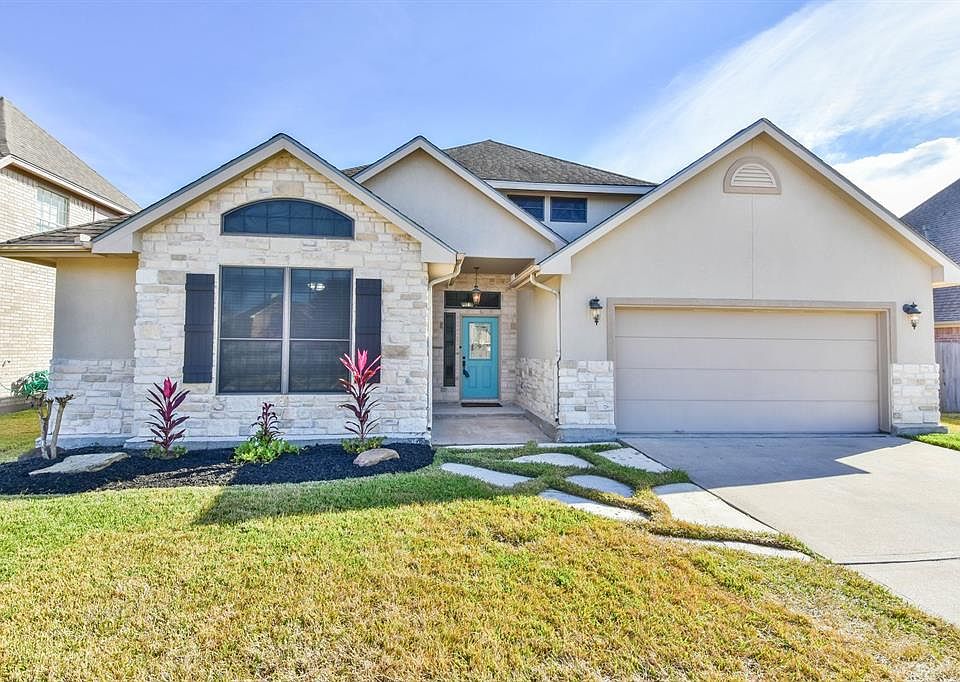 1st image of 913 Park Green Dr