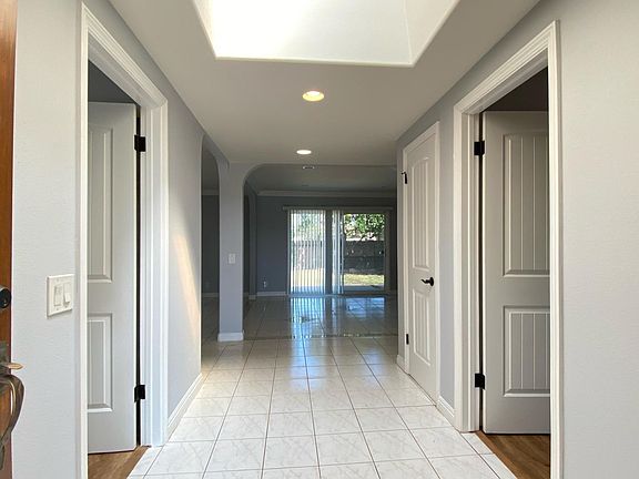 Spacious front entrance area with huge overhead skylight