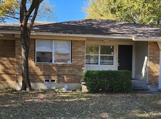 3209 Heather Ln, Denton, TX 76209