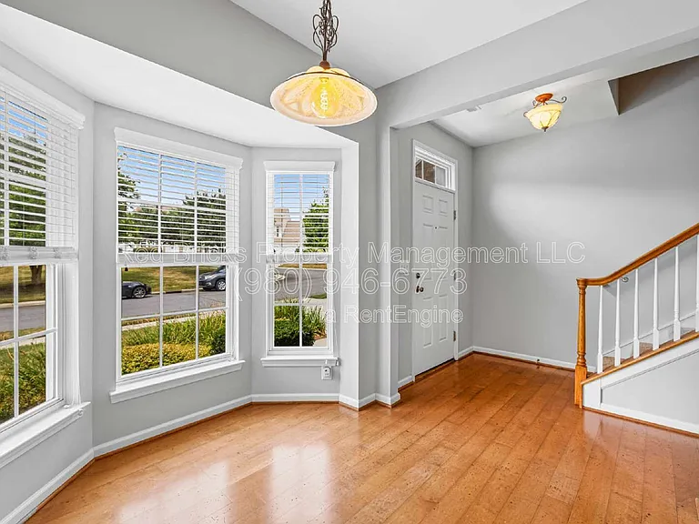9425 Shumacher Ave NW — Photo 12