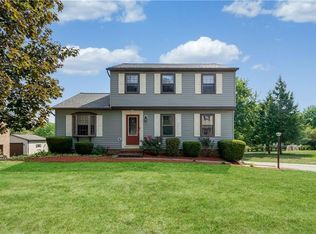 110 Rembrandt Dr, Butler, PA